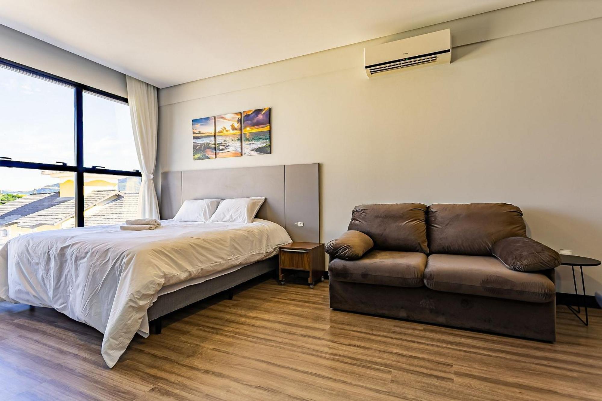Apartment Em C/ Piscina 700m Sti210 Florianopolis