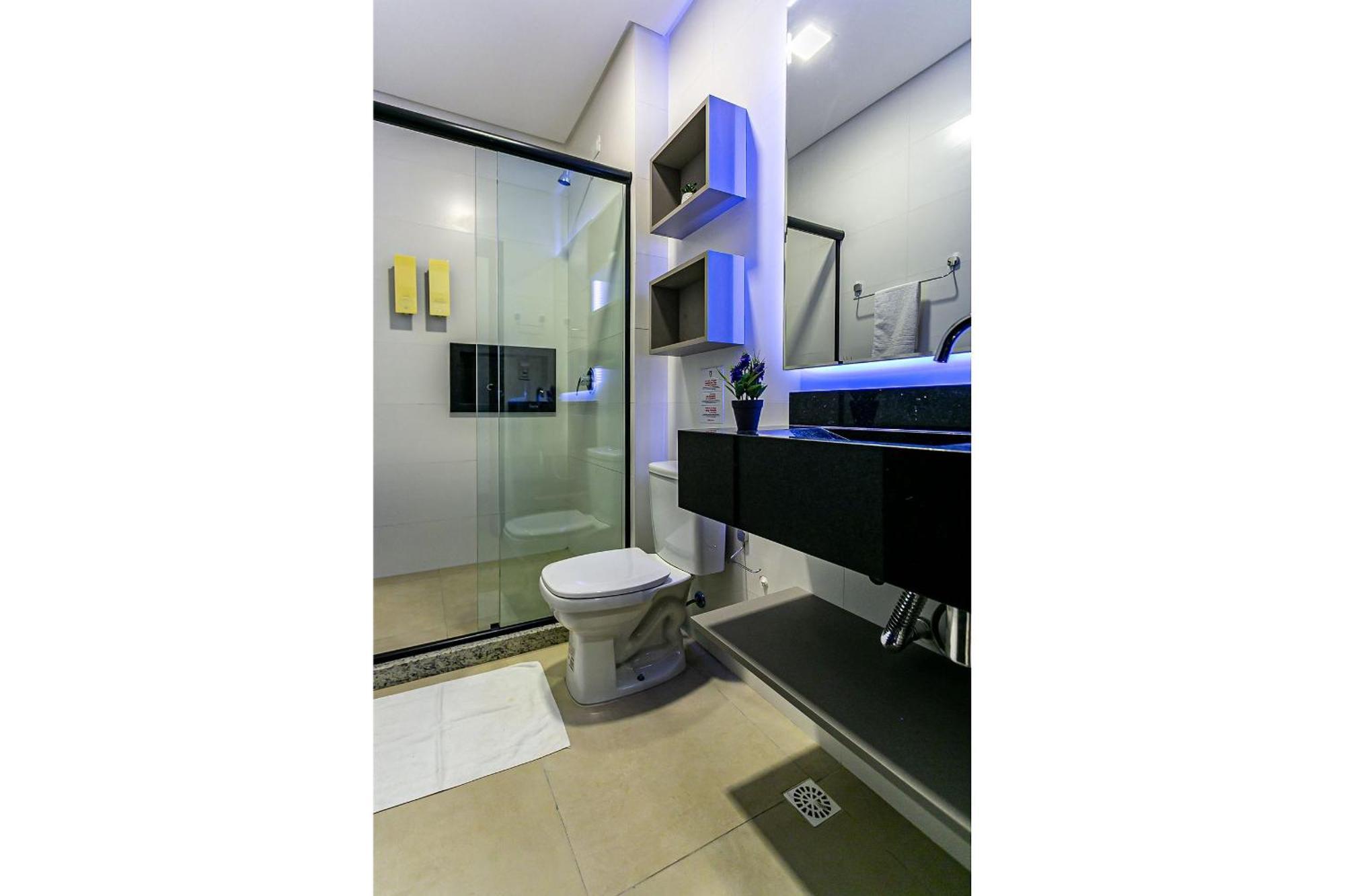 Apartment Em C/ Piscina 700m Sti210 *